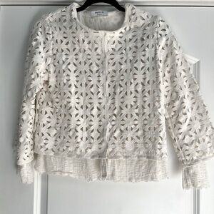 Bailey 44 Women’s Blazer, So Beautiful and Sophisticated, Size 6